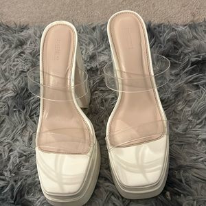 Forever 21, 6, Cream
